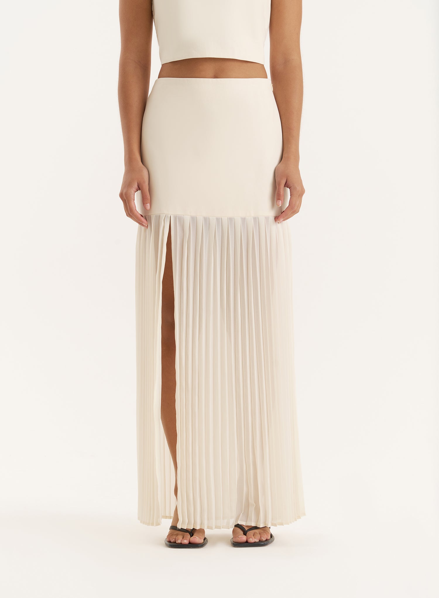 Cream Side Split Pleated Maxi Skirt